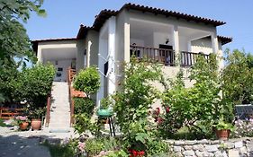 Flamouria Villa Ayos Nikolaos Exterior photo