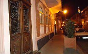 Guest House Batumi Globus Exterior photo