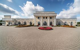 Parisel Palace Centrum Konferencyjno-Wypoczynkowe Klimki Pod Lukowem Otel Exterior photo