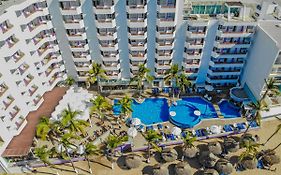 Oceano Palace Mazatlan Exterior photo