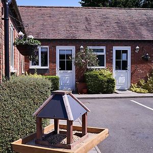 The Tap House Motel Ashby-de-la-Zouch Exterior photo