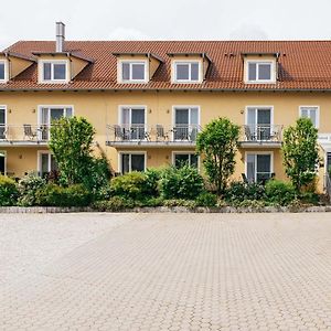 Gasthaus Hotel Ostermeier Attenkirchen Exterior photo