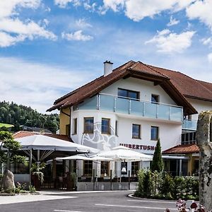 Gasthof - Restaurant Hubertushof Otel Peilstein im Mühlviertel Exterior photo