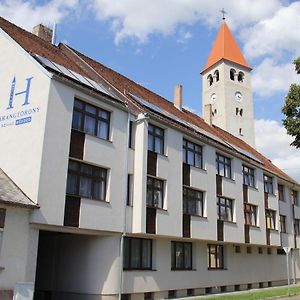 Harangtorony Szallo Otel Kőszeg Exterior photo