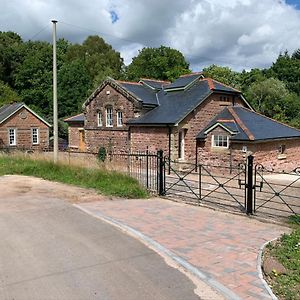 Pumping Station Holidays Daire Cinderford Exterior photo