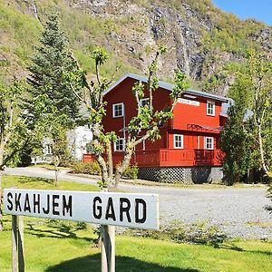 Skahjem Gard Daire Aurland Exterior photo