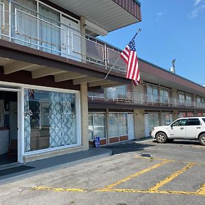 Sonrise Inn Breezewood Exterior photo