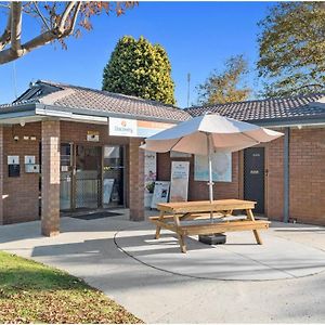 Discovery Parks - Swan Valley Otel Caversham Exterior photo