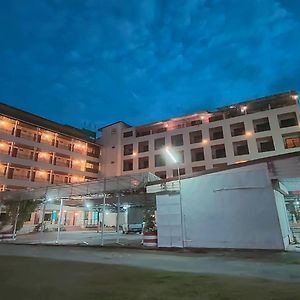 Thorada Place Apart otel Chiang Rai Exterior photo