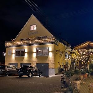 Landgasthaus Loewen Mit Gaestehaus Otel Holzhausen  Exterior photo