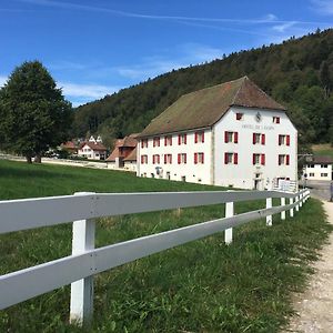 Auberge De Bellelay Restaurant Chez Aron Balde Otel Exterior photo