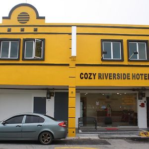 Cozy Riverside Hotel Malakka Exterior photo