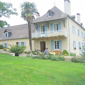 Maison Canterou Bed & Breakfast Monein Exterior photo