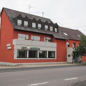 "Unter Den Kastanien" Otel Speicher Exterior photo