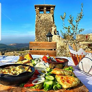 Rooms Emiliano Castle Of Kruja Exterior photo