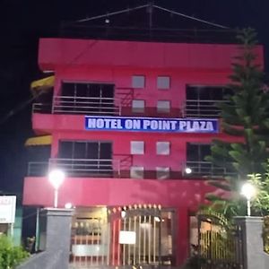 On Point Plaza Otel Murūd Exterior photo