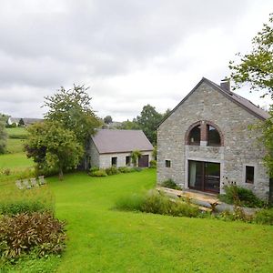 Quaint Holiday Home In Robechies Amid Meadows Chimay Exterior photo