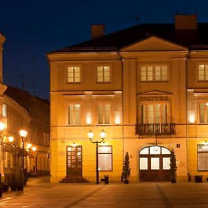 Kamienica Szefferow 1848 R. Apart otel Piotrków Trybunalski Exterior photo