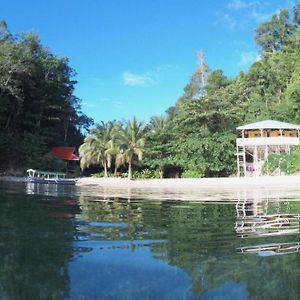 Sunset Beach Otel Batudaka Exterior photo