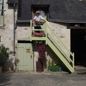 Chambre D'Hotes Le Vaujoint Bed & Breakfast Cheillé Exterior photo