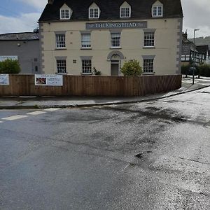 The Kings Head Otel Stonehouse  Exterior photo