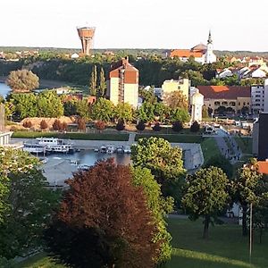 Apartman Panorama Daire Vukovar Exterior photo