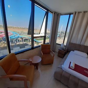 Dolphin Suites Hotel Eriha Exterior photo