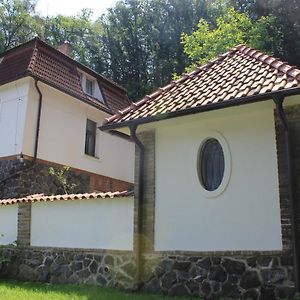 Domek Praha - Zbraslav, U Zamku Daire Exterior photo