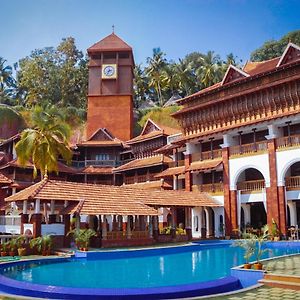 AyurSoma Ayurveda Royal Retreat Otel Kovalam Exterior photo