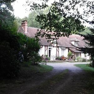 Les Grandes Oreilles Bed & Breakfast Vierzon Exterior photo