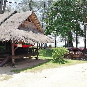 Fisherman'S Hut , ขนำชาวเลโฮมสเตย์ Pak Meng Exterior photo