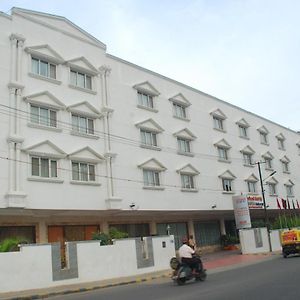Parijatha Gateway Otel Bangalore Exterior photo
