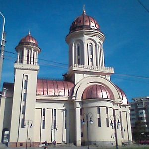 Studio Cathedral Daire Brăila Exterior photo