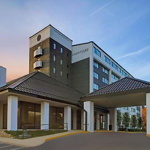 Courtyard Chicago Elmhurst/Oakbrook Area Otel Exterior photo