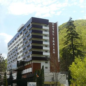Hotel Traian Caciulata Călimăneşti Exterior photo