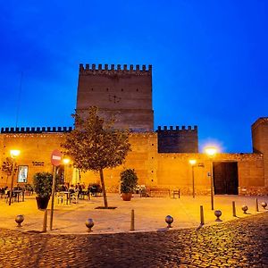 Castillo De Pilas Bonas Otel Manzanares Exterior photo