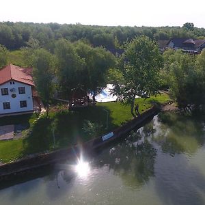 Dumbrava Otel Uzlina Exterior photo