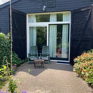 Assen-Groningen-Saunacabine Bed & Breakfast Vries Exterior photo