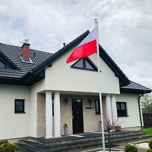 Dom Z Flaga Daire Janowiec Exterior photo