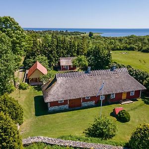 Kaebruotsa Farmhouse Villa Ruhve Exterior photo