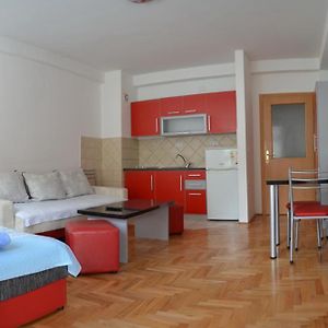 City Center Apartments Ohri Room photo