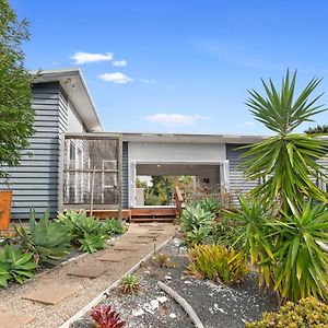 Pohutukawa Peace - Mangawhai Holiday Home Exterior photo