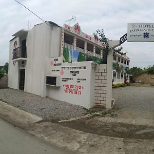 Hotel Estrella Huasteca Aquismon Exterior photo