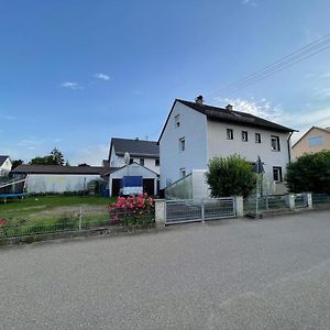 Guntia Apartment Mit Grossem Garten Günzburg Exterior photo