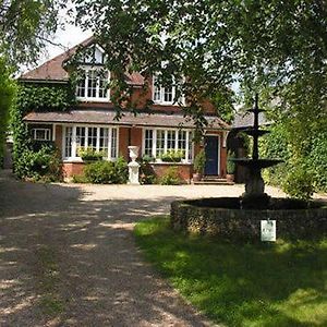 Frasers Battlesbridge Otel Exterior photo