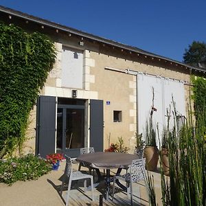 Moulin De Ringere Daire Quincay Exterior photo