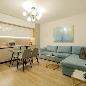 Miku Apartment-Premium 2Bd At Wilson Square Tiran Exterior photo