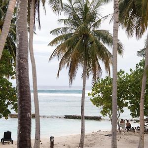 Surf Camp Thulusdhoo Otel Exterior photo