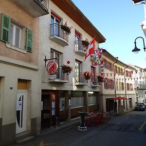 Hotel De L'Union Orsières Exterior photo