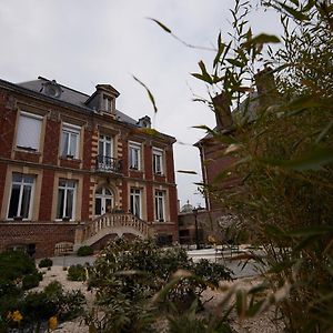 L'Antre De Gadag Otel Forges-les-Eaux Exterior photo